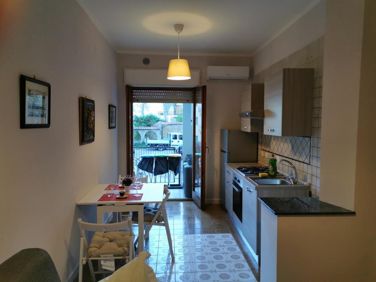 Sorrento'S Holidays Room 1 Exterior photo
